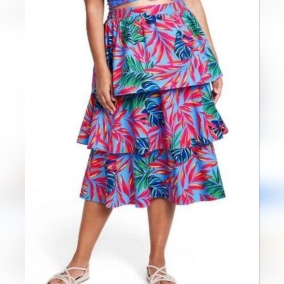 NWT Target x Tabitha Brown Tropical Print Tiered Midi Skirt - Picture 4 of 5